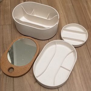 IKEA SAXBORGA Storage box with mirrored lid